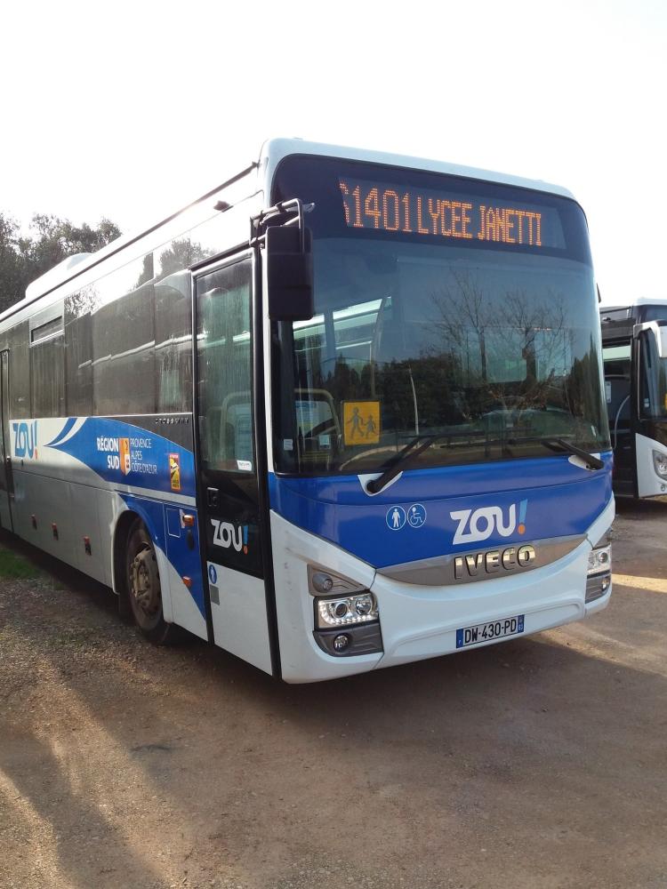 Transport de voyageurs et scolaires en autocar dans
