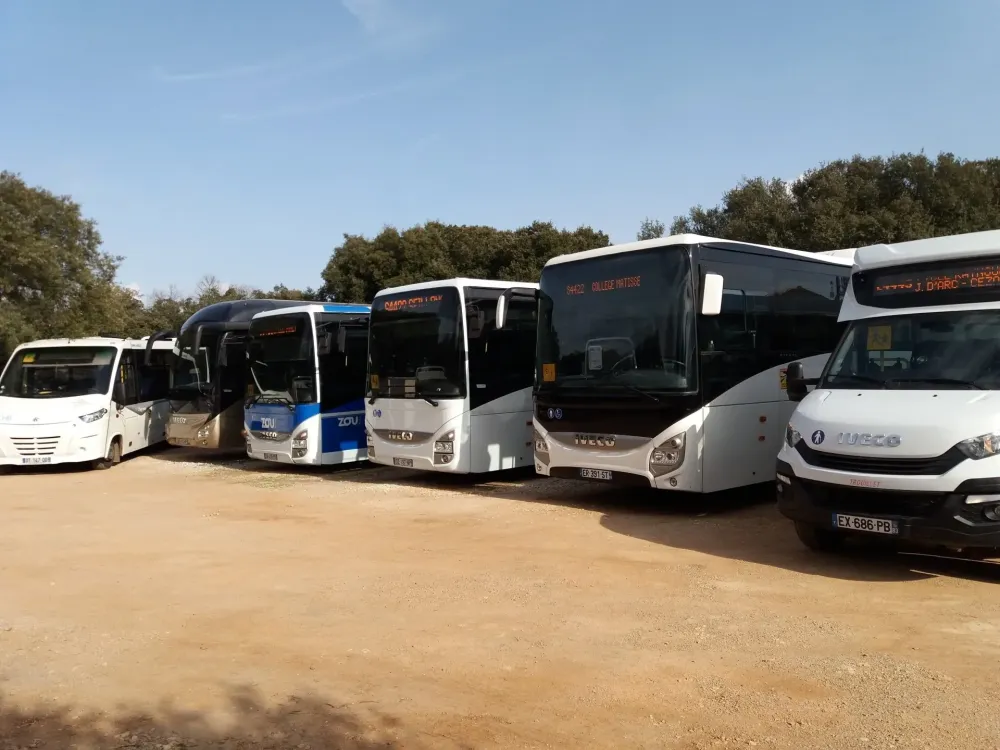 Transport scolaire près de Hyères