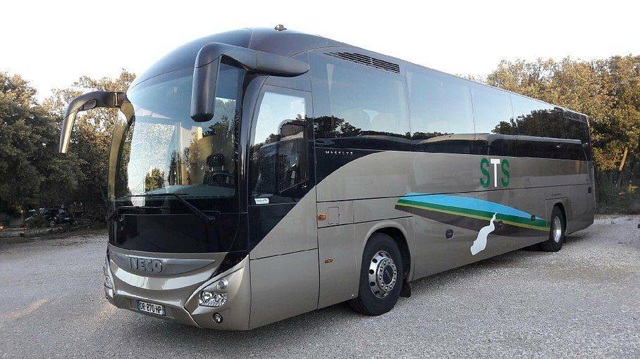 Transport en autocar de tourisme dans le Var_yythkg